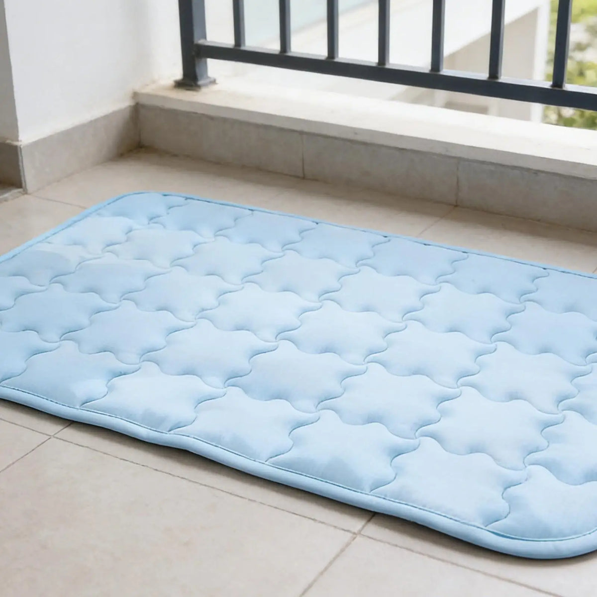 53x73cm/58x89cm Dog Cooling Mat Non Slip Sleeping Pad Large Cooling Bed for Dogs for Indoor Outdoor Home Balcony Travel Camping Vue