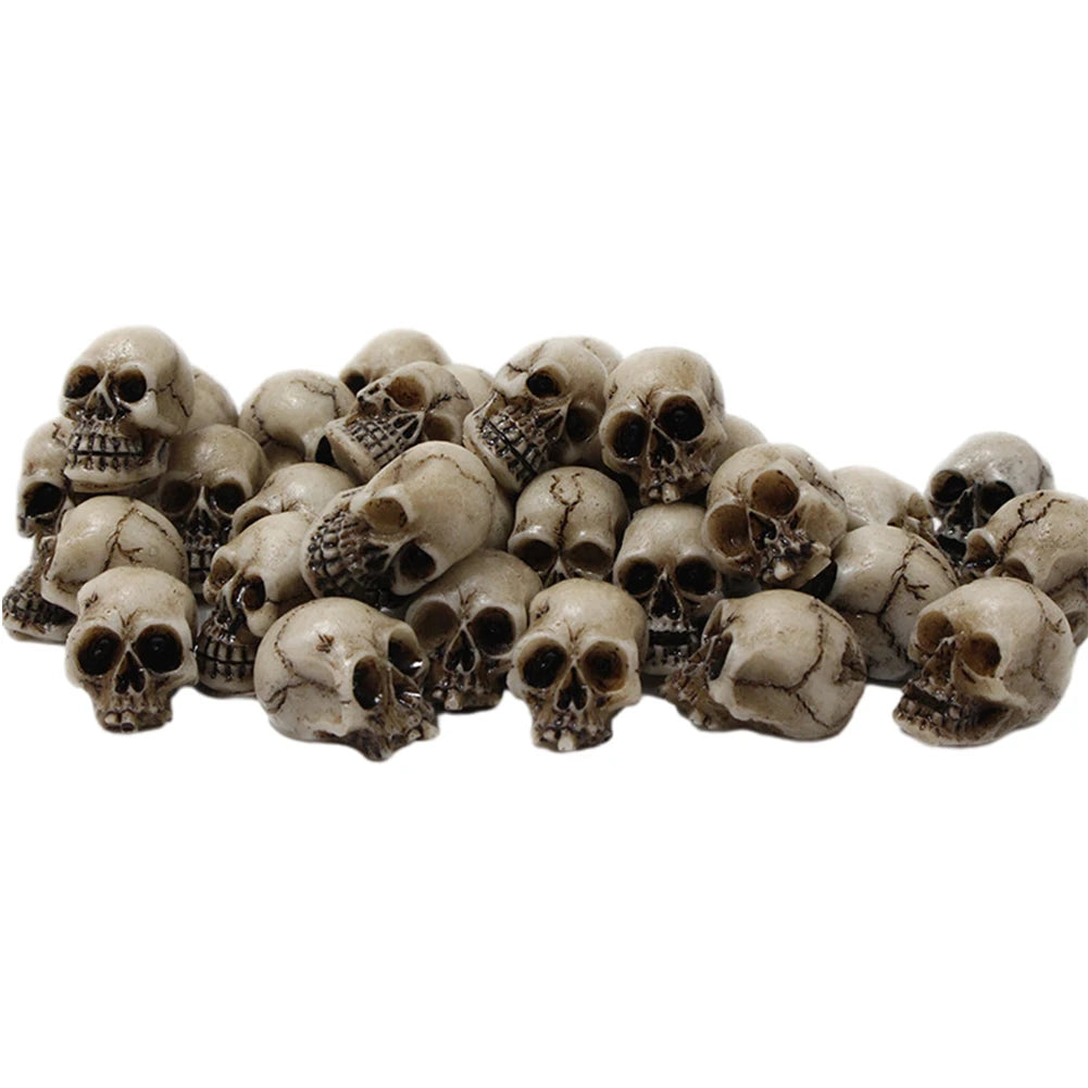 20Pcs Mini Skull Model Collectable Halloween Gothic Skull Sculptures Creative Festival Theme Landscape Garden Potted Plant Decor Vue Grey
