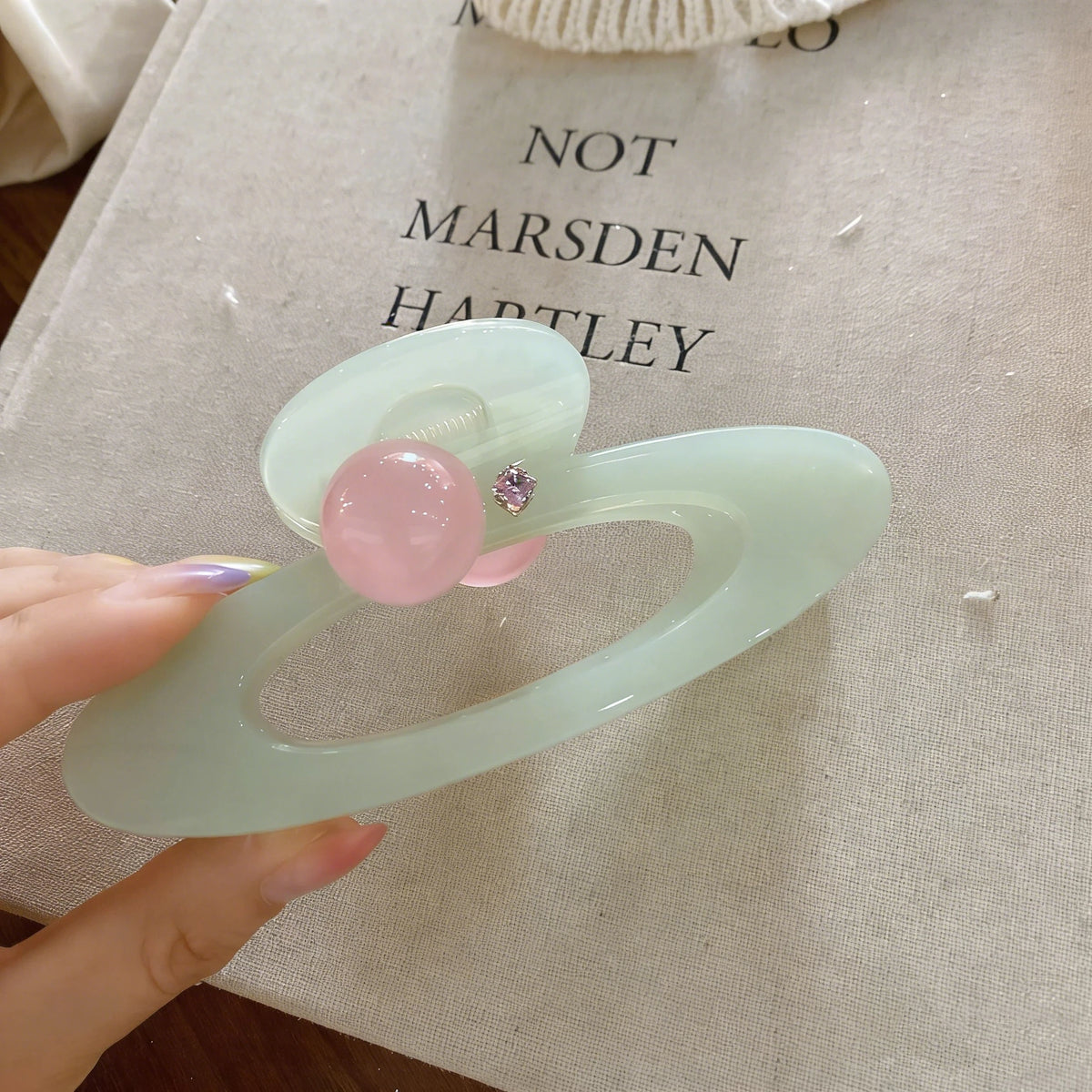 1/2Pcs Planet Shape Hair Clips Oval Hollow Hair Claw Clip With Pink Beads Sweet Hair Accessories Vue A1