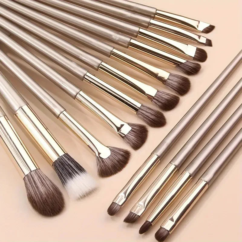 15pcs Makeup Brushes Set Soft Synthetic Eye Makeup Brush Set Blending Eyeshadow Eyeliner Crease Eyebrow Brightening Eye Brush Vue