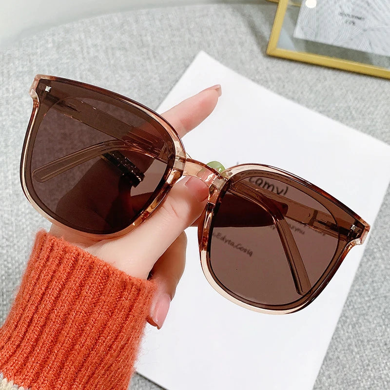 Outdoor UV400 Unisex Portable Collapsible Glasses Fashionable Women Folding Sunglasses Summer Wild Colorful Square Eyewear Vue Brown