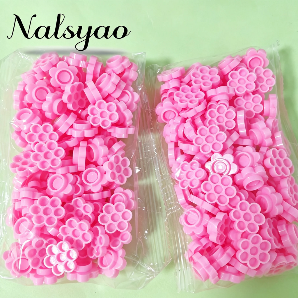 100PCS False eyelash tool accessories eyelash flower cup mini cute flower cup plastic portable eyelash powder flower cup wreath Vue