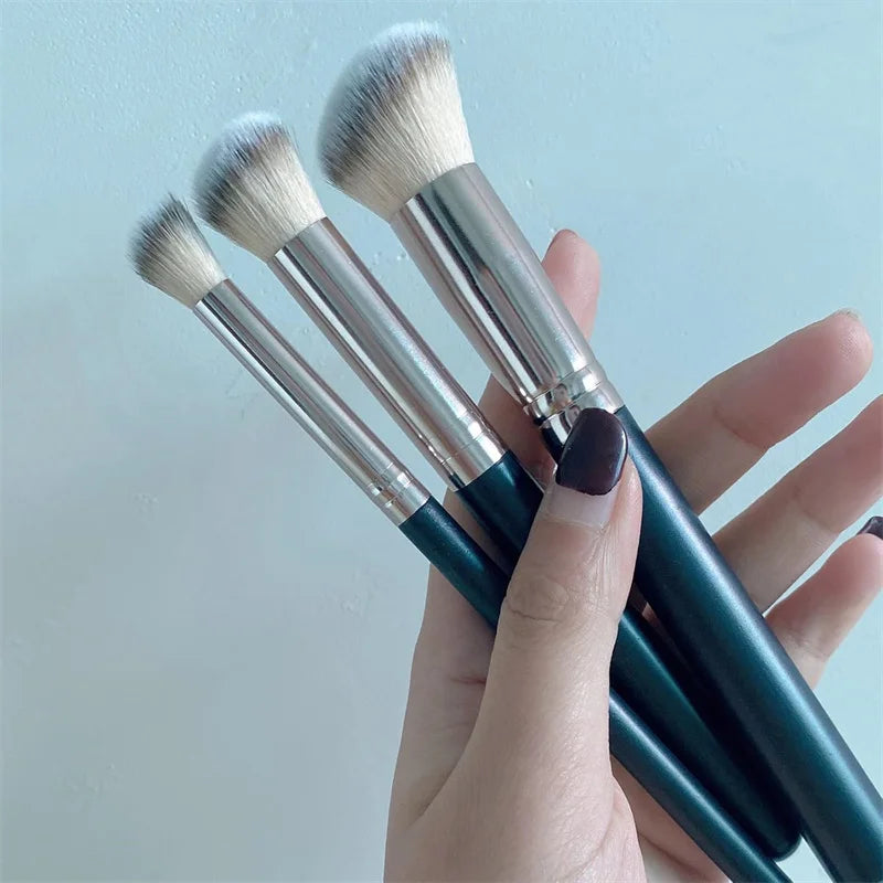 3pcs Foundation Brush and Concealer Brush Set Seamless Cover Synthetic Dark Circle Liquid Cream Brush Cosmetics Contour Brushes Vue