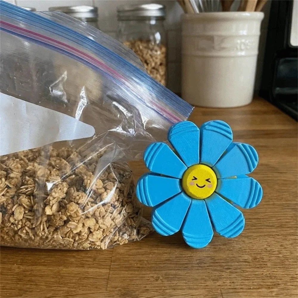 Creative 3D Petal-Shaped Clips Plastic Portable Kitchen Storage Clips Rotatable Detachable Refrigerator Magnets Home Decor Vue