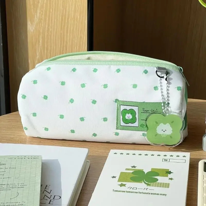 Cute & Sizeable Four-Leaf Clover Kitten Themed Organizer for Pencils and Cosmetics - Perfect for Travel, School, Office Vue