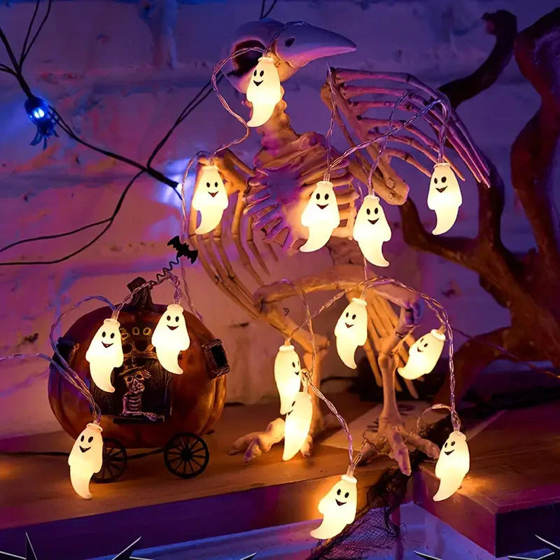 Halloween String Lights Battery-Powered Ghost Lights Cute Spooky Ghost Decor for Indoor Party Halloween Indoor Room Bedroom 817 Vue