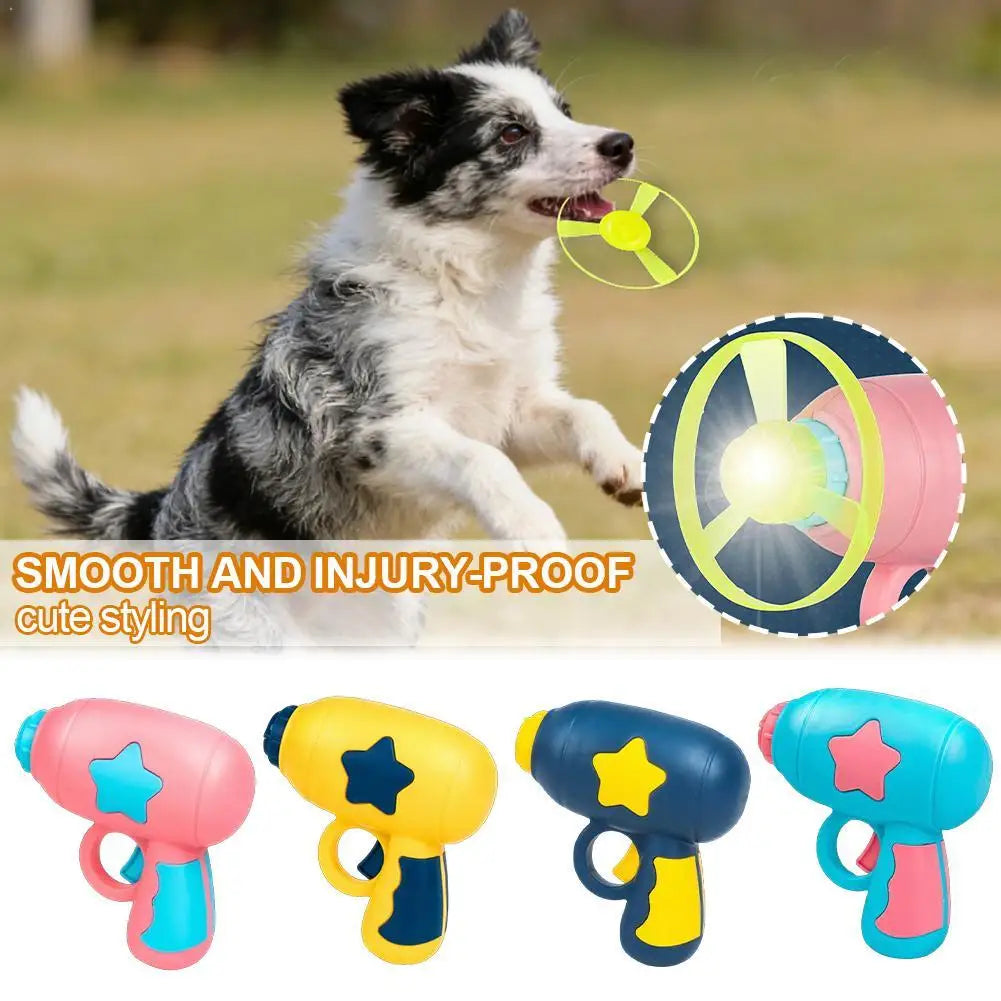 Funny Interactive Cat Toy Flying Propeller Disc Launcher Gun Training Fetch Game for Kitten Mini Flying Saucer Pet Supplies Vue
