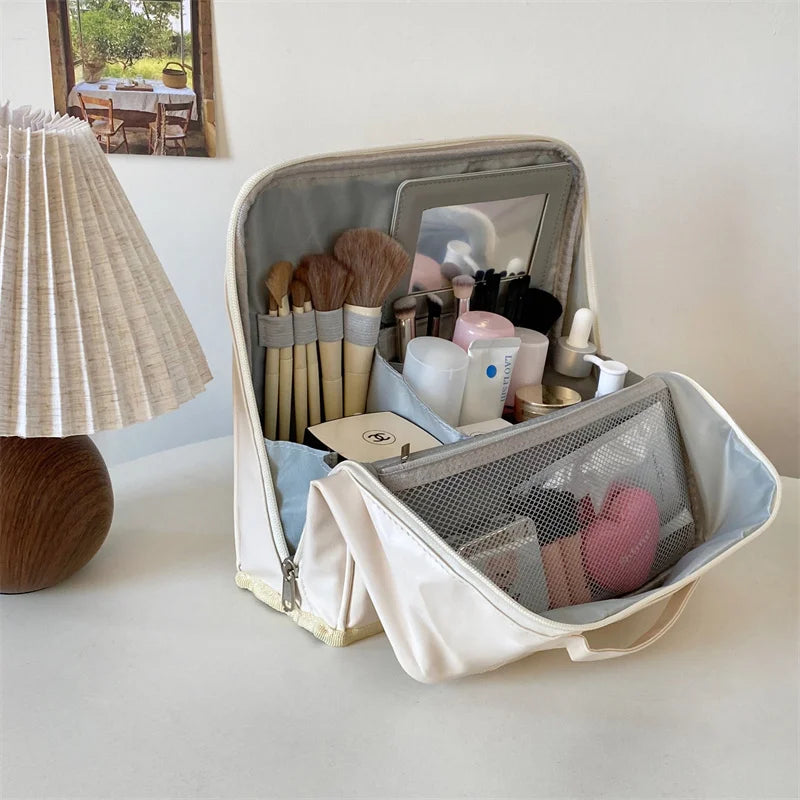 Standing Makeup Brushes Storage Bags Large Capacity Cosmetic Tools Organizer Bag PU Leather Makeup Case with Double Zipper Vue