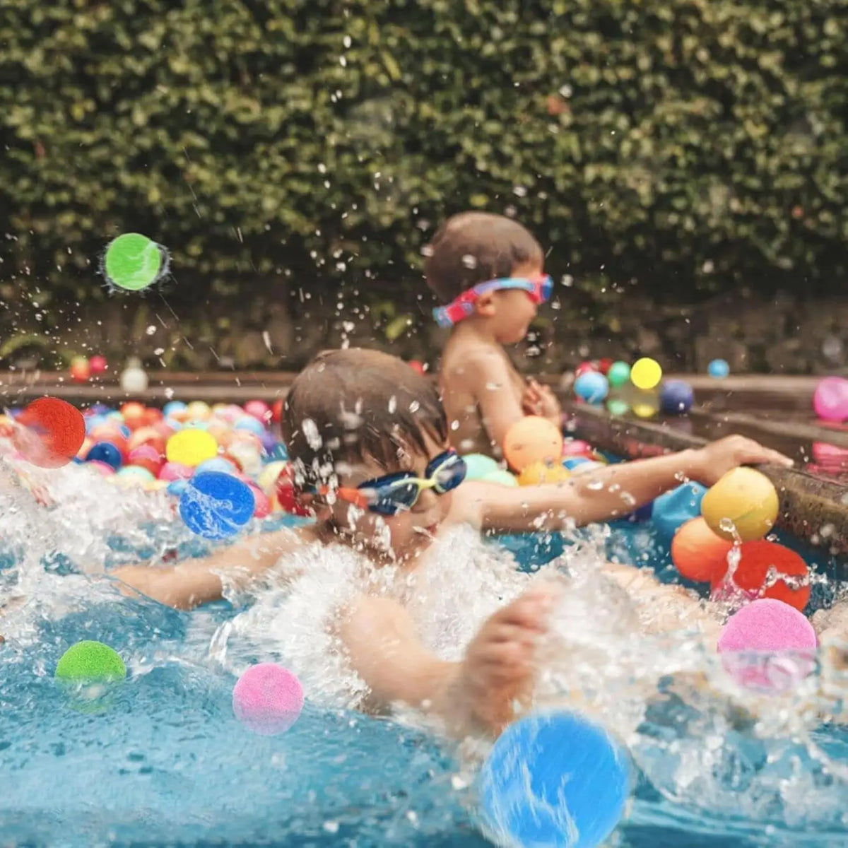 30PCS Splashing Water Balls FunReusable Absorbent Refillable Sponge Ball Colorful Water Fight Toy for Pool Beach Outdoor Summer Vue