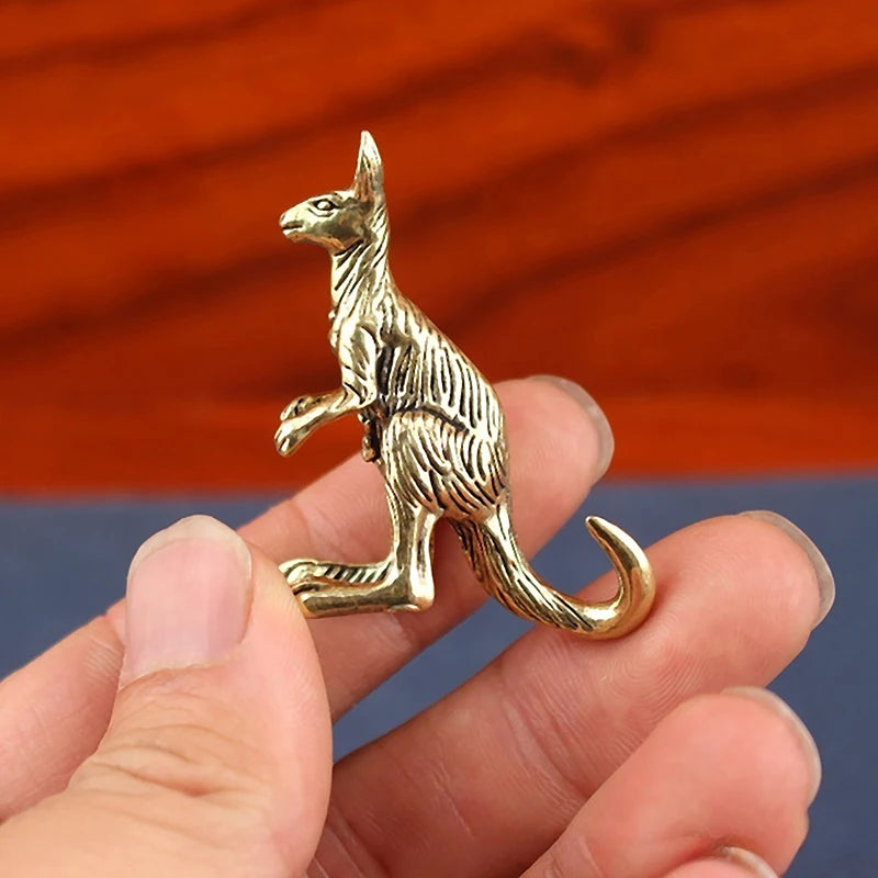 1PCS Brass Kangaroo Sculpture Vintage Animal Figurine Gold Plating For Desk Decoration Vue