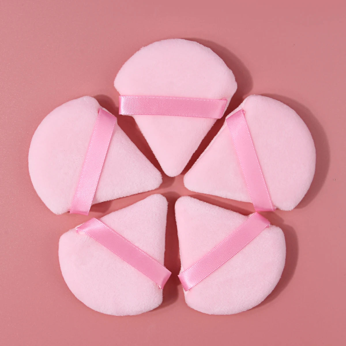 5Pcs Triangle Velvet Makeup Puff Pink Wedge Shape Makeup Sponge Puffs With Strap Soft Foundation Setting Powder Applicator For F Vue