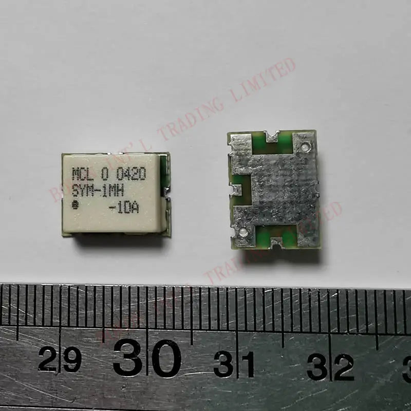 SYM-1MH-1DA Frequency Mixer Surface Mount DC-500MHz SYM-1 Mixer 2MHz to 500MHz Vue