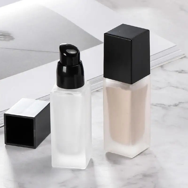 15/30ml Empty Pump Bottle Makeup Transparent Square Refillable Bottle Glass Liquid Foundation Container Portable Pump Bottle Vue