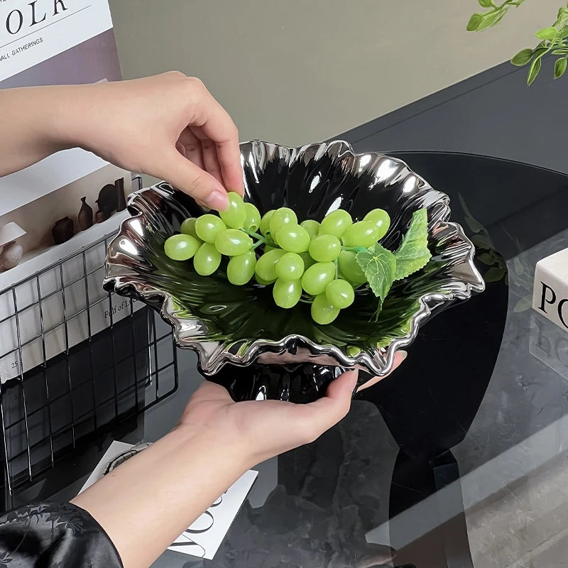 Ceramic Light Luxury Fruit Tray Elegant Finish For Living Room Coffee Table Centerpiece Snack Candy Plate For Couples Gift Vue