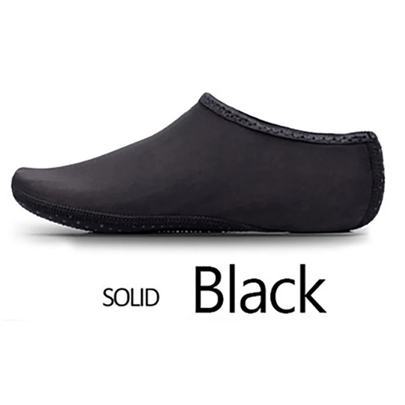1 pair Barefoot Quick-Dry Aqua Socks Unisex Swimming Non-Slip Snorkeling Deep Diving Warm Waterproof Beach Socks Shoes Vue L black