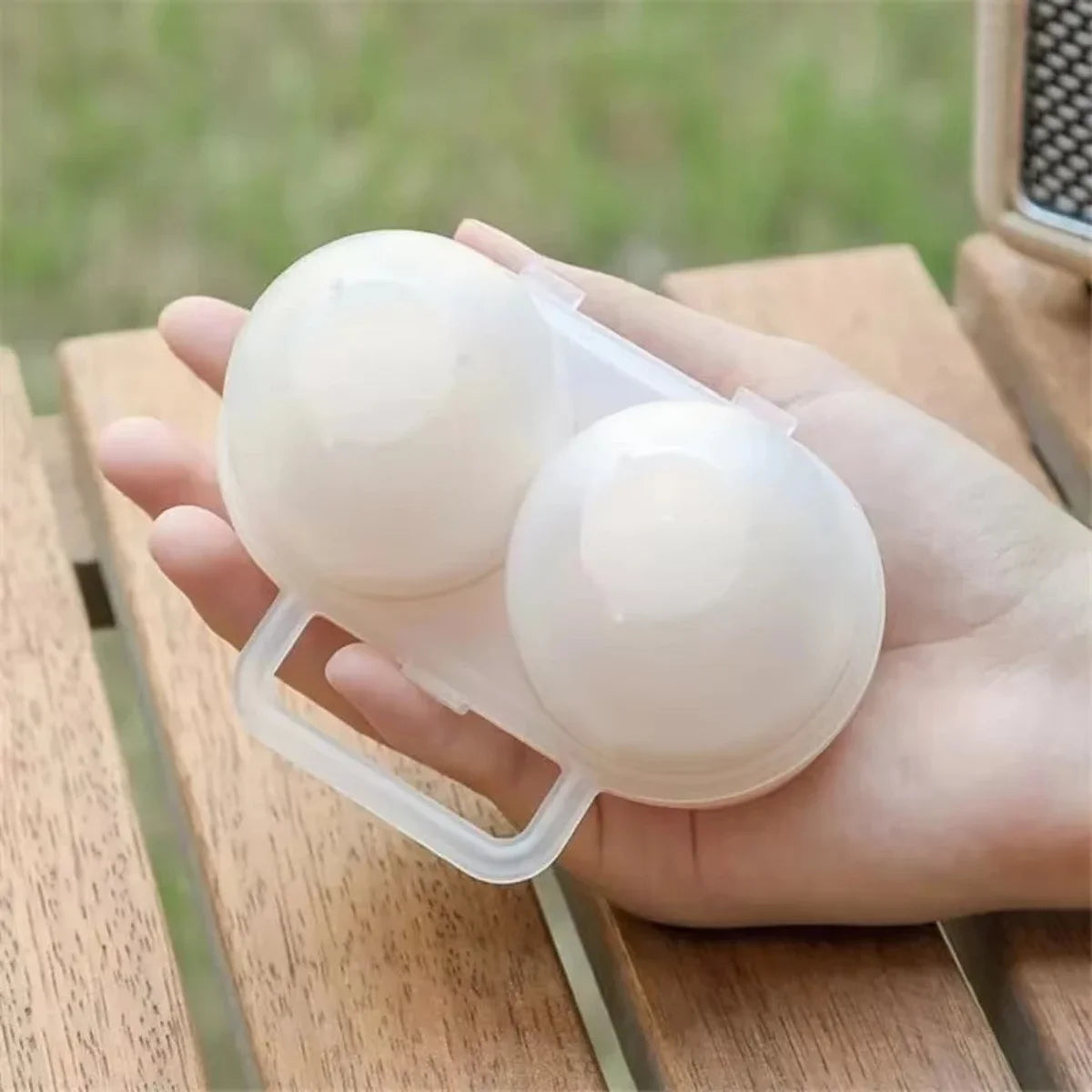 vvocci Outdoor Portable Egg Box Shockproof and Drop-resistant Transparent Two-compartment Egg Tray Crush-proof Picnic Camping Vue