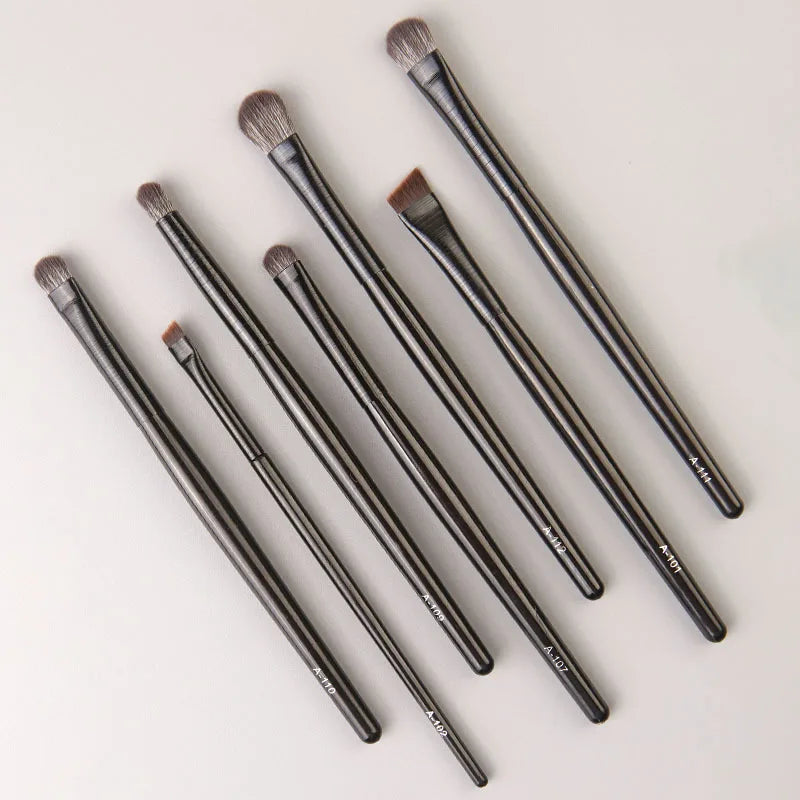 Eyeshadow Brush Kit Full Professional Lying Silkworm Eyeliner Eye Makeup Details fixing Powder Makeup Brushes Set Beauty Tools Vue
