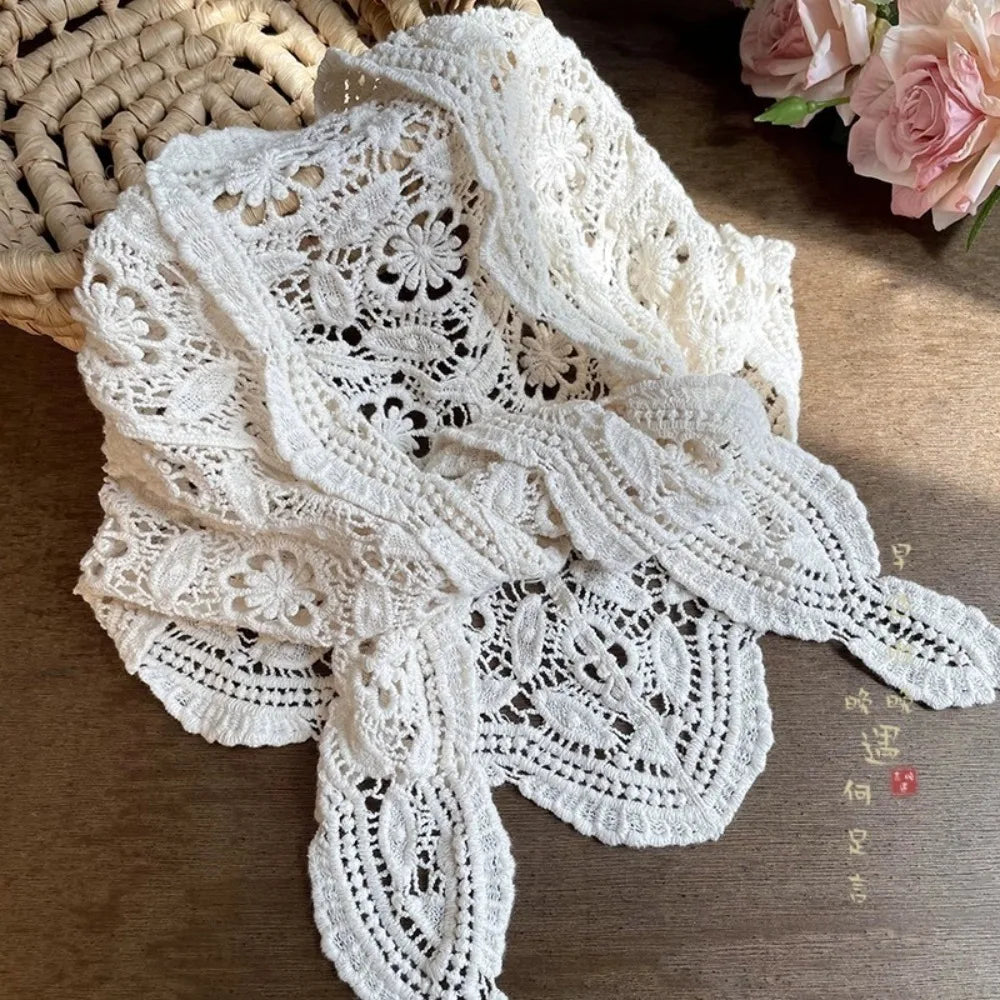 Trendy Lace Trim Fart Curtain Slim Fit Pretty Mini Skirt Hollowed-out
