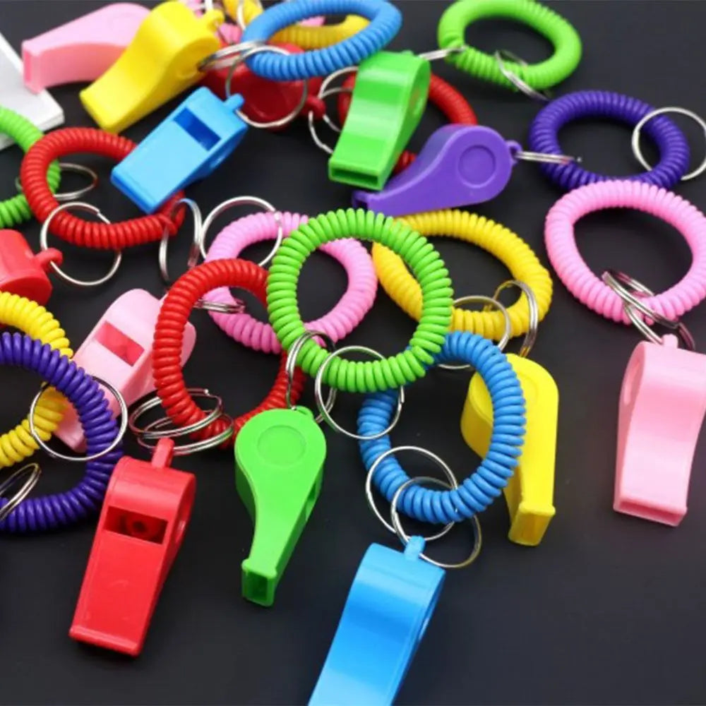 10Pcs Loud Crisp Sound Spring Wristband Whistle Colorful Plastic Sport Whistle Durable Emergency Referee Whistle Sports Training Vue