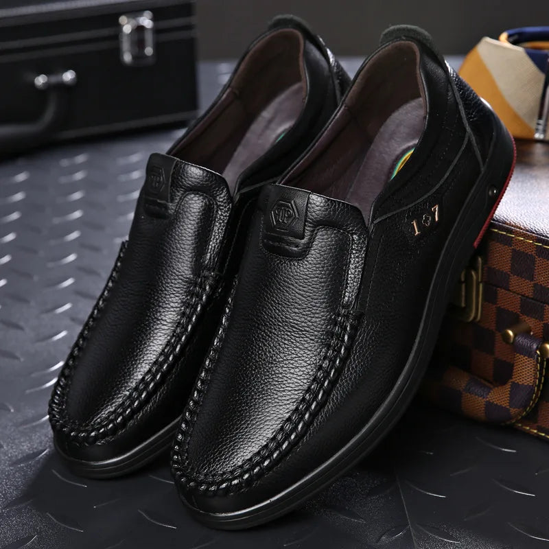 Men's Slip-On Leather Loafers – British Style Dress Casual Shoes Leather Loafers Vue