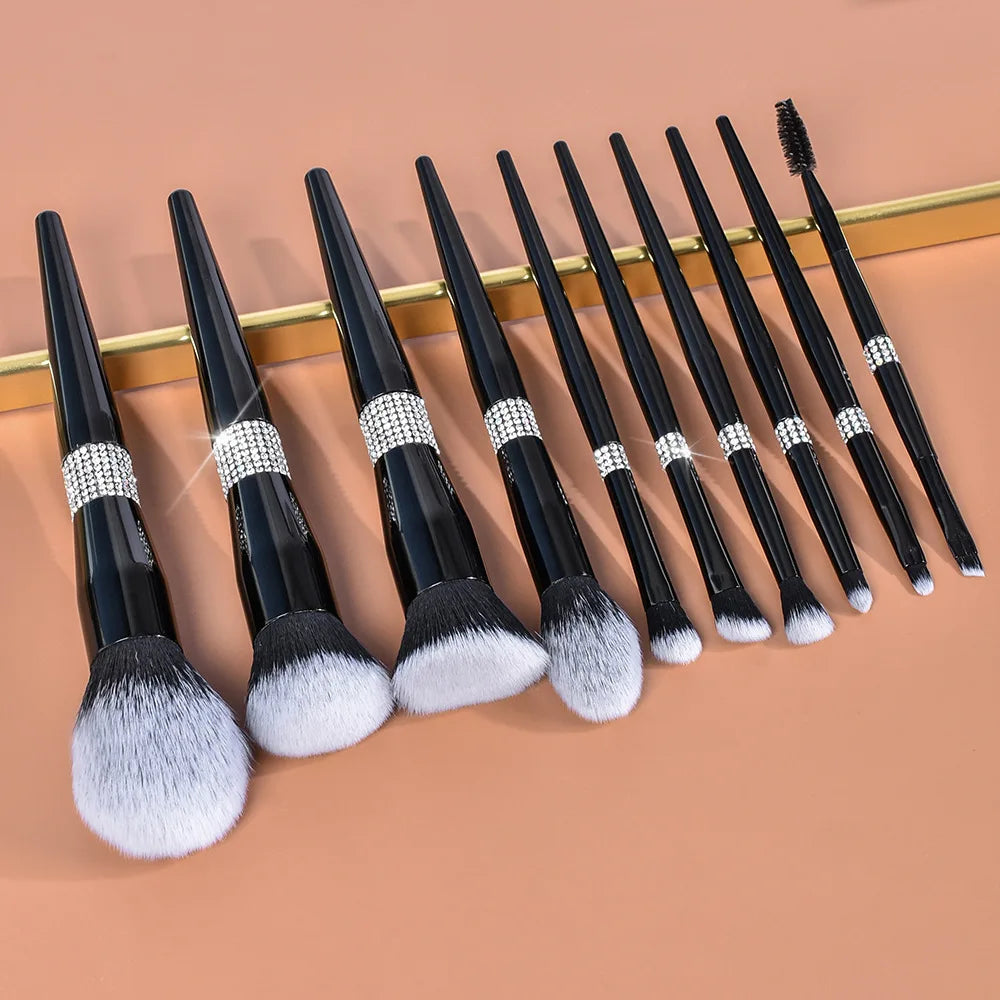 Makeup Brush Set Wholesale Luxury Diamond Black Synthetic Hair Face Makeup Powder Foundation Blush Eye Brushes Custom Logo 8set Vue