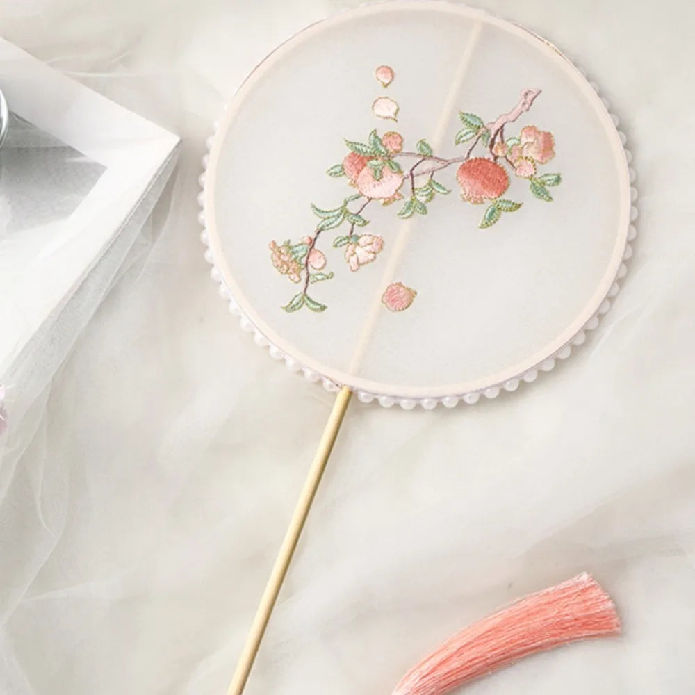 Handmade Embroidery Ancient Style Long Handle Fan Classical Portable Qipao Circular Fan Exquisite Elegant Bamboo Handle Fan Vue