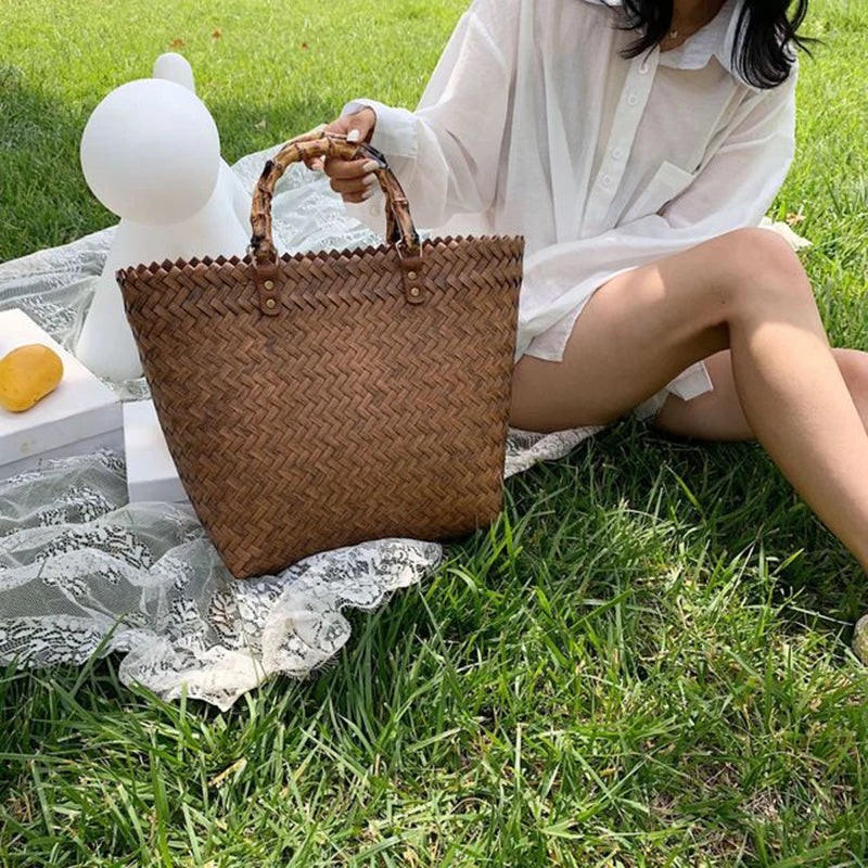 Women Woven Beach Straw Handbag Casual Handmade Hollow Out Rattan
