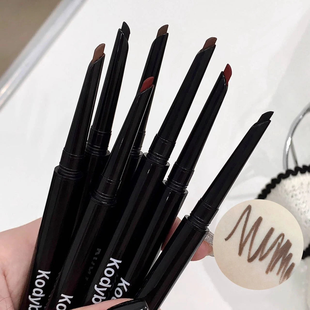 Waterproof Matte Red Eyeliner Gel Pencil Ultra-thin Long Lasting Quick Dry Smooth Black Eye Liner Pen Silky Makeup Cosmetics Vue