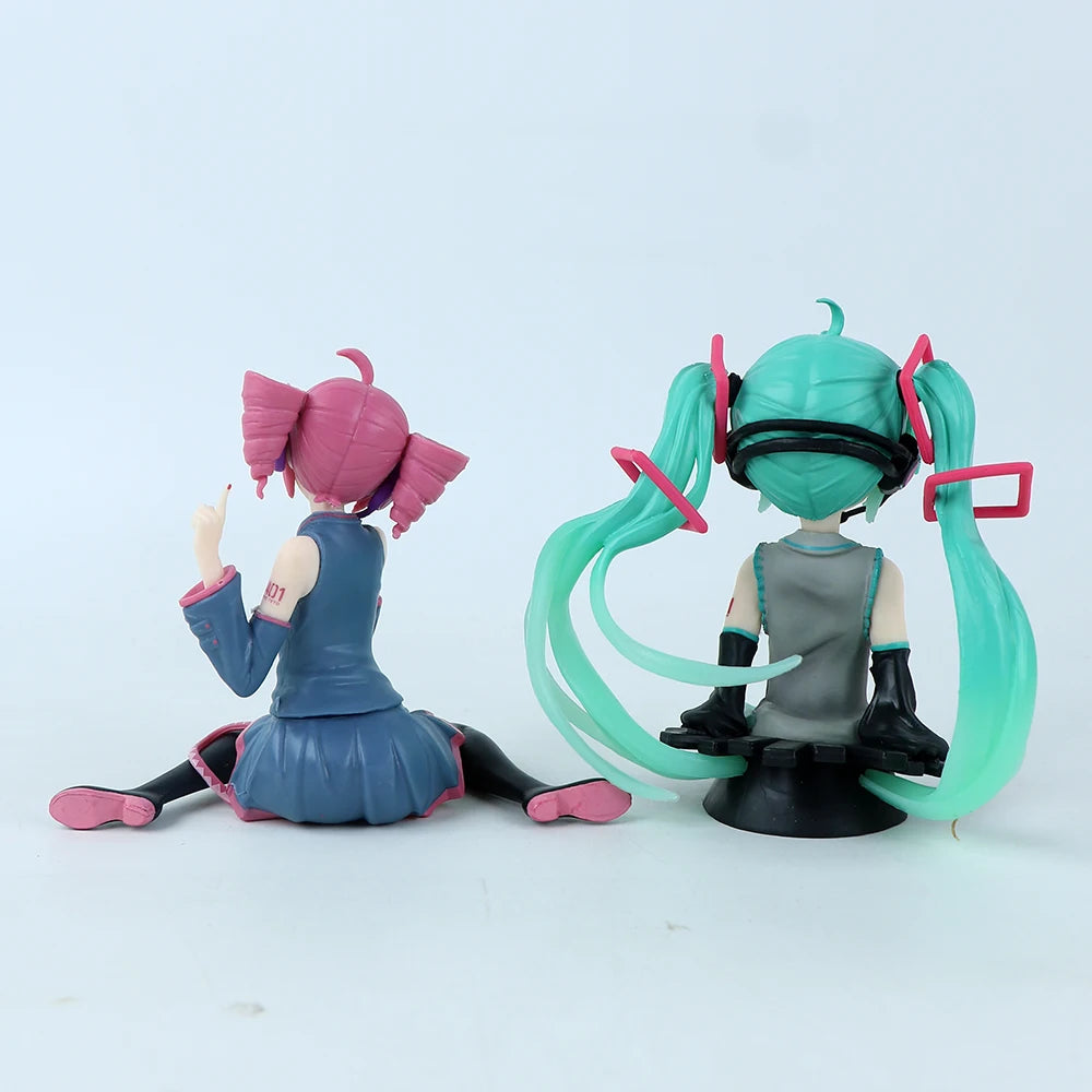 10cm Anime Kasane Teto Classic Pose Sitting Posture Model Figure Decoration Toy Gift Kawaii Doll Collectible Toys Vue