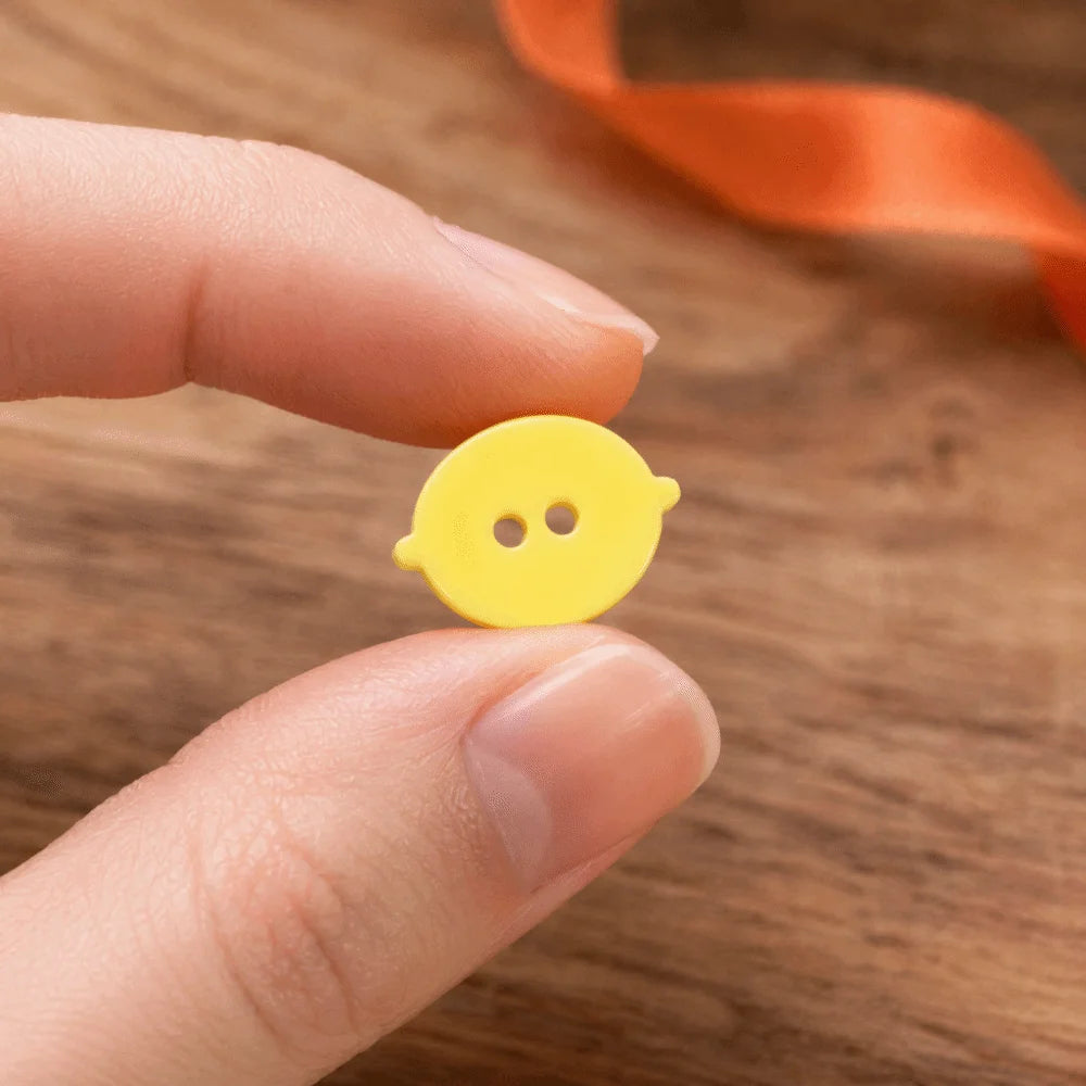 40pcs Fashionable Peach Colored Fruits Buttons 2 Holes Creative Mango Buttons Resin Cute Orange Buttons Clothes Accessories Vue