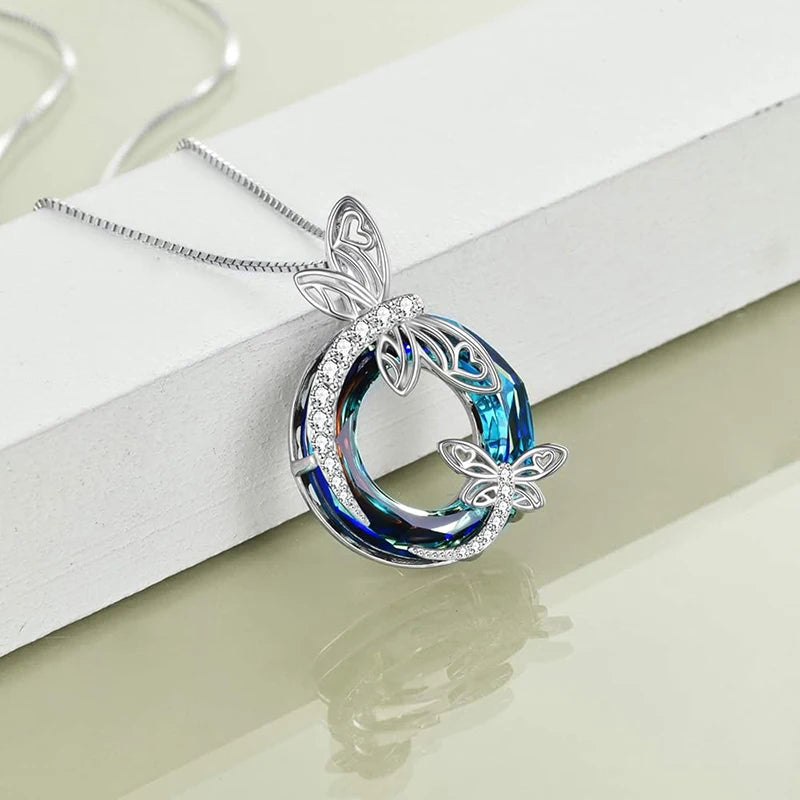 Huitan Dragonfly Pendant Necklace – Blue Cubic Zirconia Pendant Necklace Vue