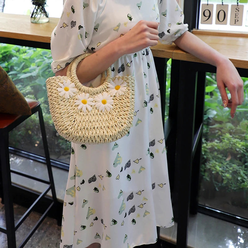 Fashion Hand-woven Straw Beach Bags Women Handmade Moon Basket