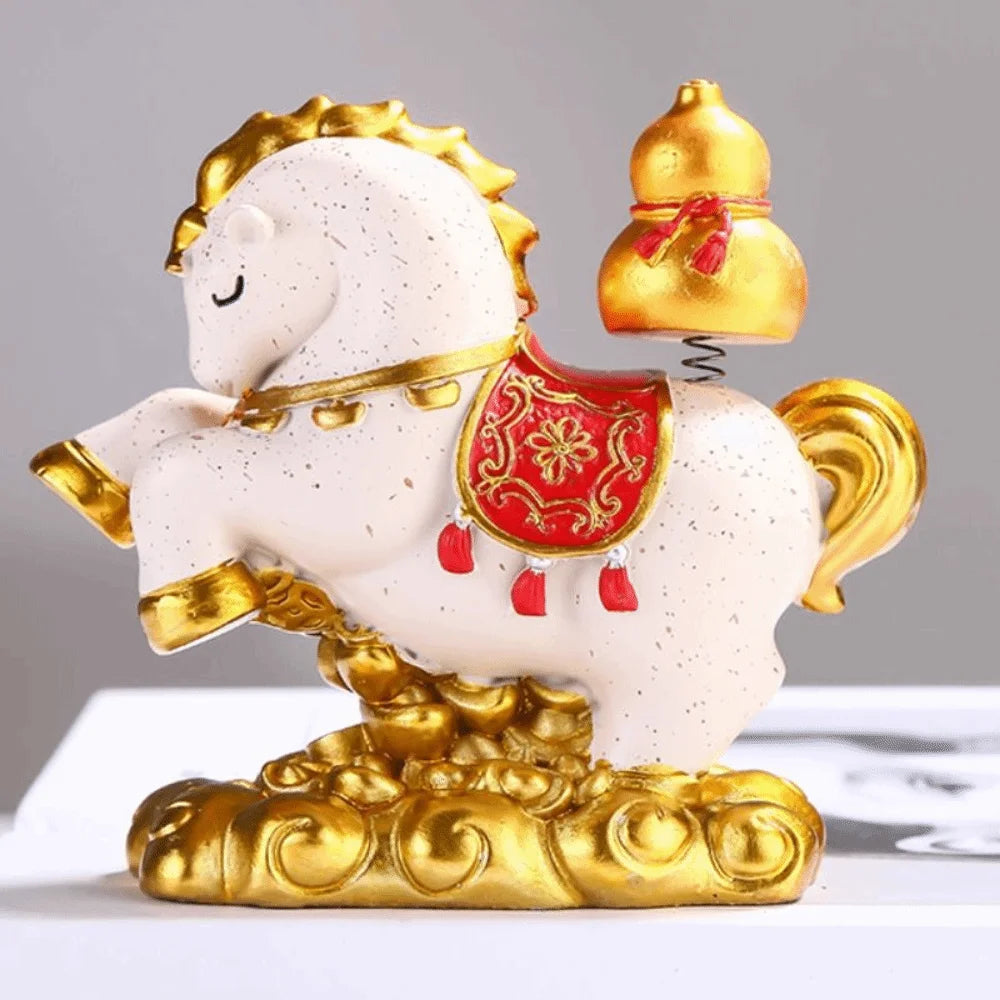 Vivid Resin Horse Figurine Desktop Ornament Chinese Style New Year Mascot Miniature Good Luck Red Zodiac Ornaments Office Vue