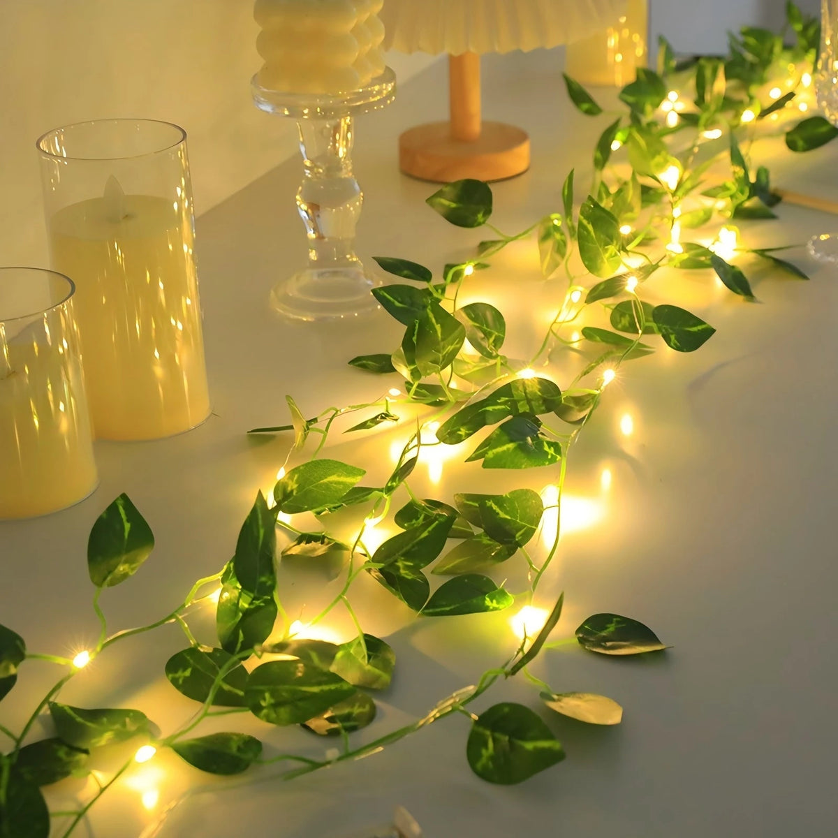 Lifelike Pothos Leaf LED Vine String Lights, Realistic Green Plant Fairy Lights for Shelf Wall Bedroom Home Decoration Vue