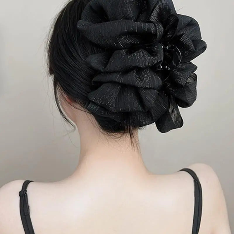 Beautiful Black Mesh Flower Hair Clip for Women Shark Grip Claw Ideal for Parties and Formal Occasions Vue