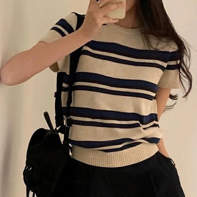 Korean Retro Striped Round Neck Short Sleeve Loose All-match Knitted T-shirt For Women Vue