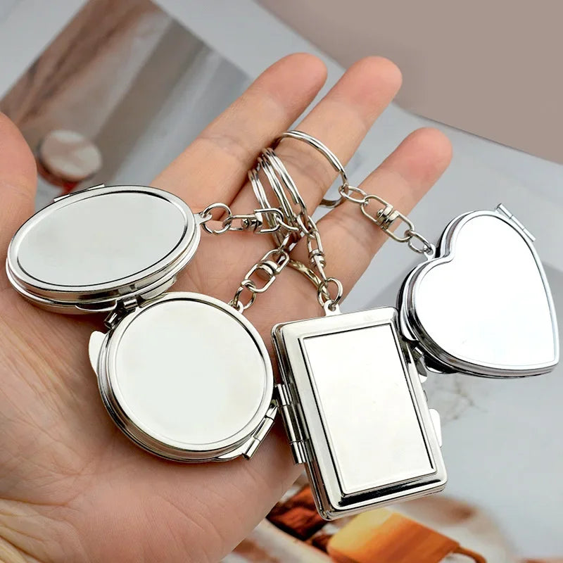 Mini Keychain Mirror Folding Pocket Double Makeup Mirror Heart-Shaped Round Cosmetic Mirror Small Portable for Travel Vue