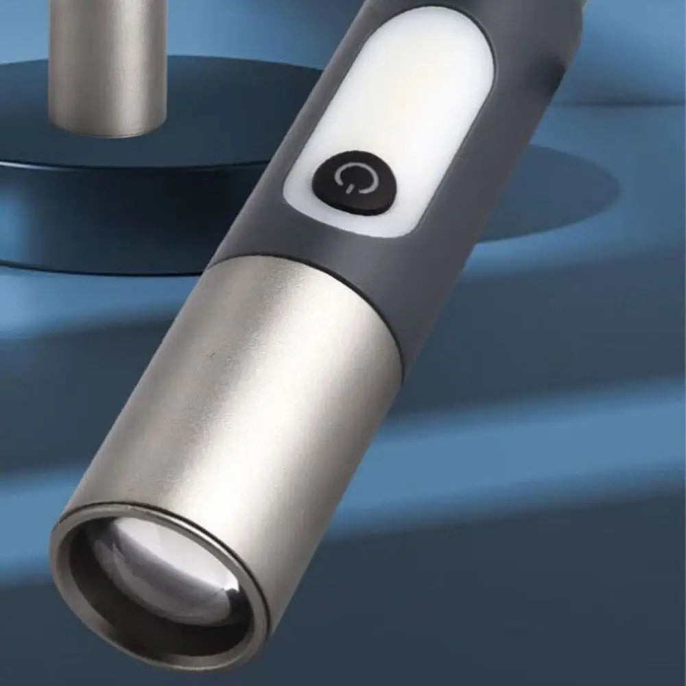 4 Gears LED Keychain Flashlight Waterproof Zoomable LED Torch Lamp Portable with Lampshade Mini Keychain Light Repair Work Vue