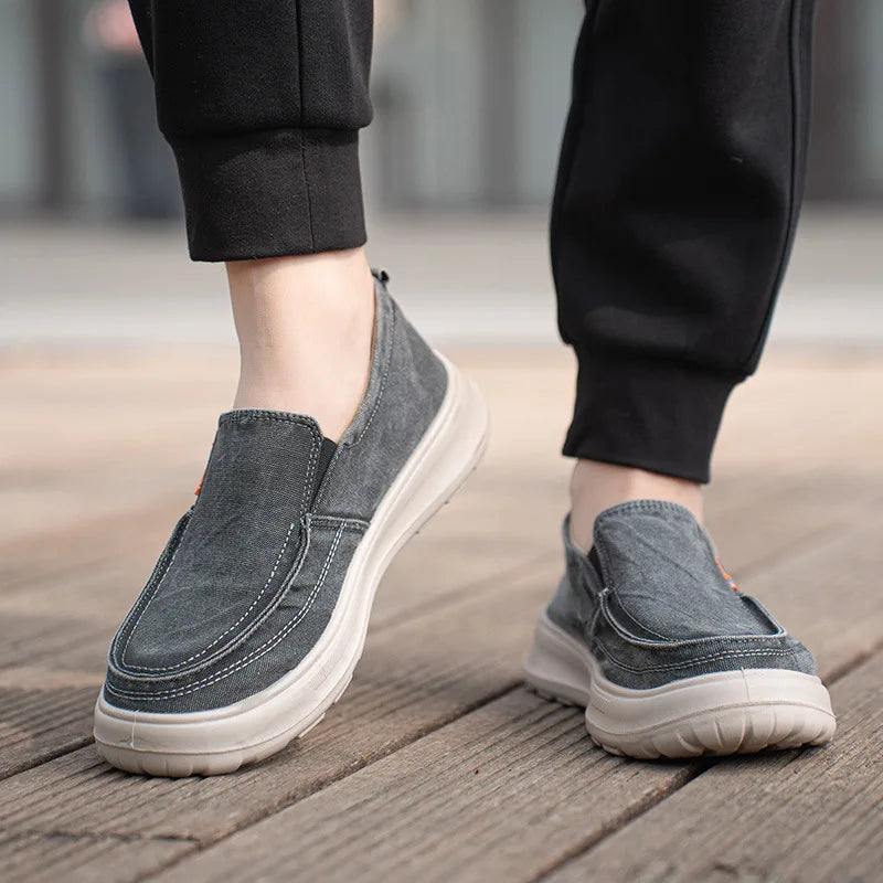 Men's Canvas Slip-On Shoes Wide Toe Thick Anti-Slip Sole Canvas Slip-On Shoes Vue