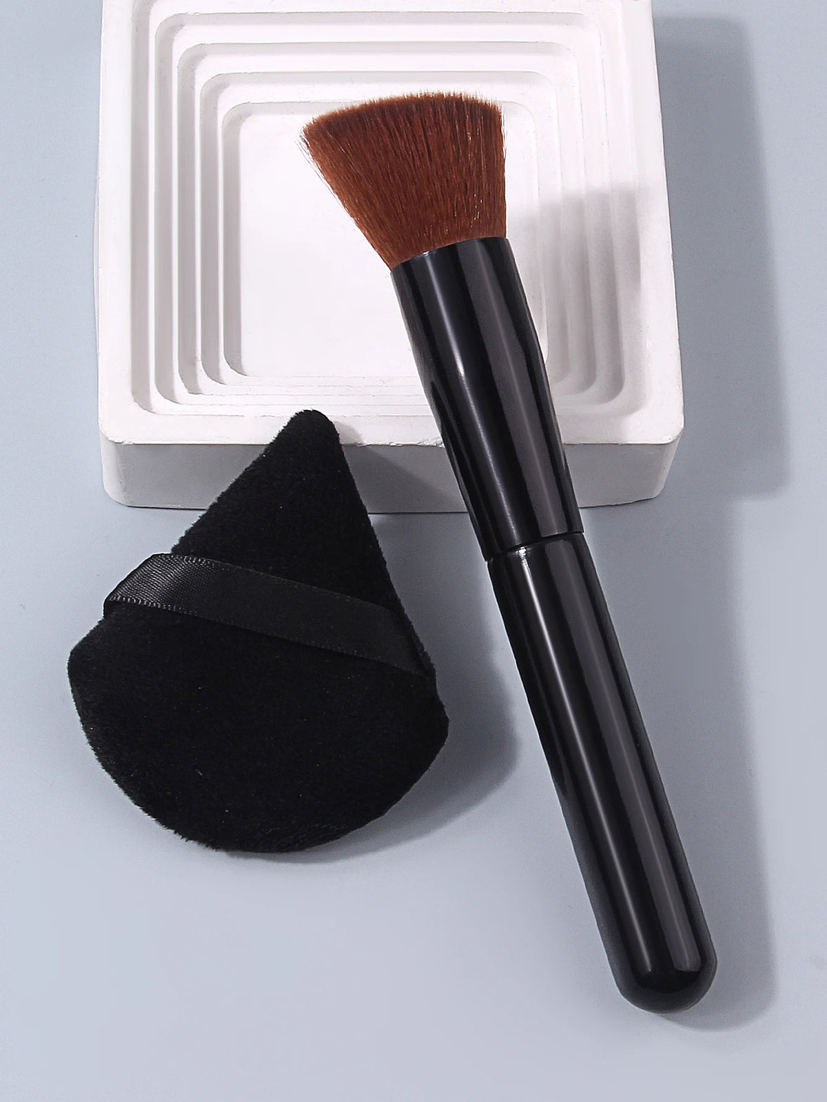 Multi‑Use Blush Brush & Powder Puff Set, Ultra‑Soft Synthetic Fiber, Perfect For Face Blush Loose Powder Contour Makeup Brush Vue