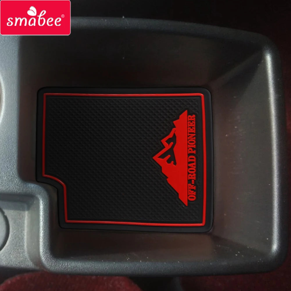 Smabee for Chevrolet Lada Niva 2009-2018 Anti-Slip Gate Slot Cup Mat Door Groove Pad Coaster Accessories RED/WHITE/BLACK/BLUE Vue