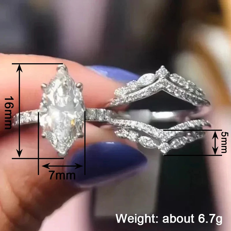 Huitan Marquise CZ 2-Piece Wedding Ring Set for Women Bridal Ring Set Vue