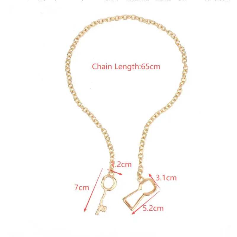 Matte Thick Chain Key Pendant Necklace For Women Vintage Inspired Jewelry Gift Idea For Anniversary or Gifting Vue