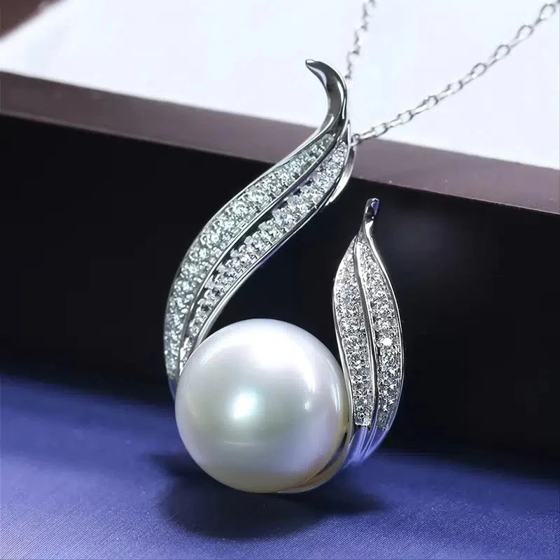 Huitan Pearl & CZ Waterdrop Pendant Necklace for Women Pendant Necklace Vue XL1056 45cm 5cm