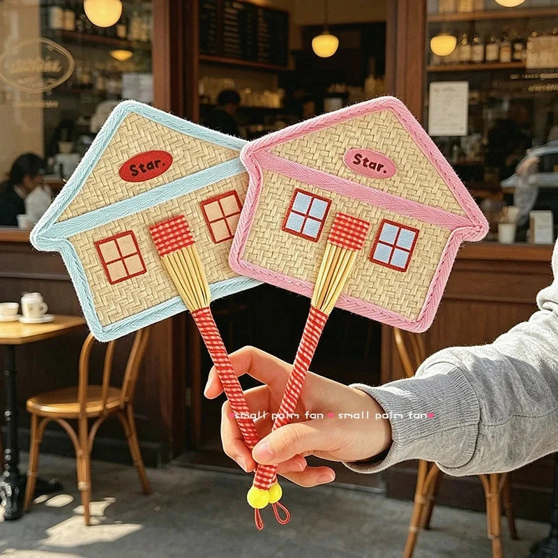 Portable Woven Palm Fan Cute Little House Handheld Summer Photo Prop Home Display Table Decor For Women Kids Beach Gift Cozy Vue