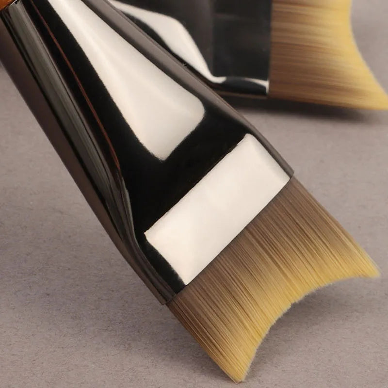 Ultra Thin Crescent Foundation Brush Curved Crescent Fish Tail Foundation Brushes Non-Powder Absorbing Face Mask Makeup Brush Vue