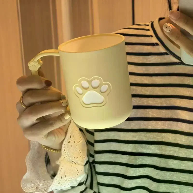 Cute Cartoon Cat Paw Couples Plastic Mouthwash Toothbrush Cup With Handle Home Bathroom Tumblers Portable Toothbrush Holder Vue