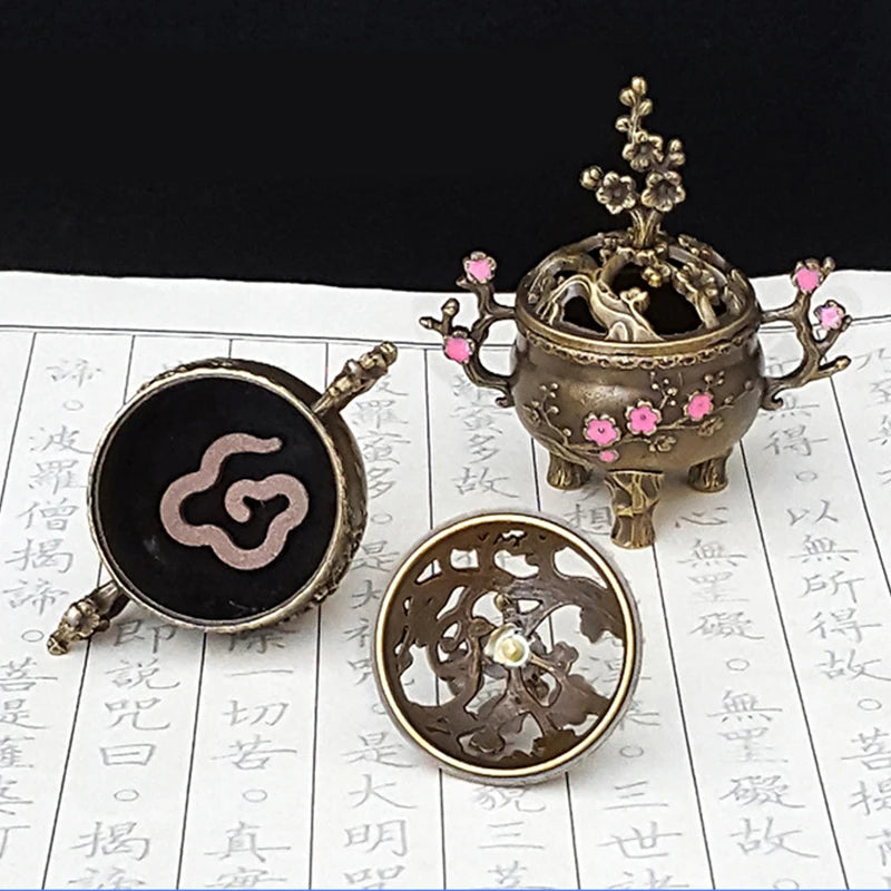 Mini Plum Blossom Lucky Incense Burner Metal Lotus Incense Burner Bowl Incense Holder With Handle Yoga Meditation Home Decor Vue