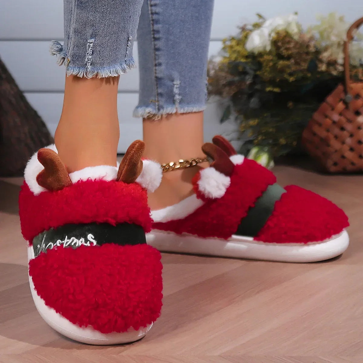 Winter Christmas Plush Cotton Slippers Cute Cartoon Home Indoor Anti Slip Soft Cozy Shoes for Men Women Couple Vue