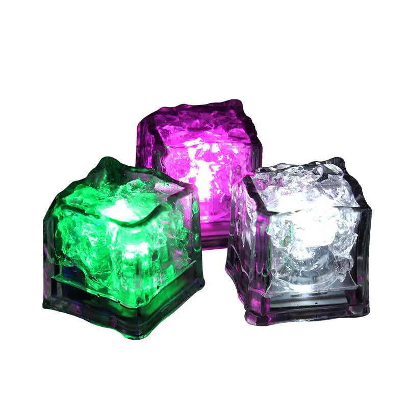 Reusable LED Light-Up Ice Cubes with Color-Changing Modes Waterproof Flashing for Drinks Parties Bars and Home Decor Vue